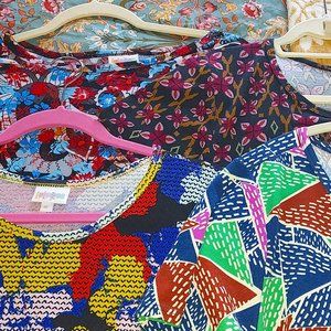 LuLaRoe Carly (4)  Dresses Bundle SIZE M